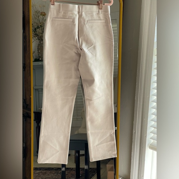 NWT Quince Ultra-Stretch Ponte Straight Leg Pants in Ecru Size Small - Picture 8 of 8